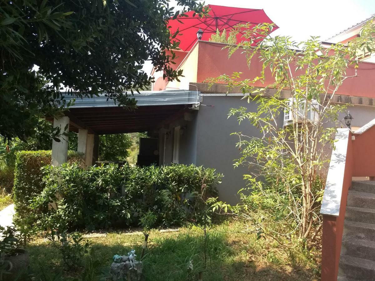 Apartman Tariba 苏佩塔斯卡德拉加 外观 照片
