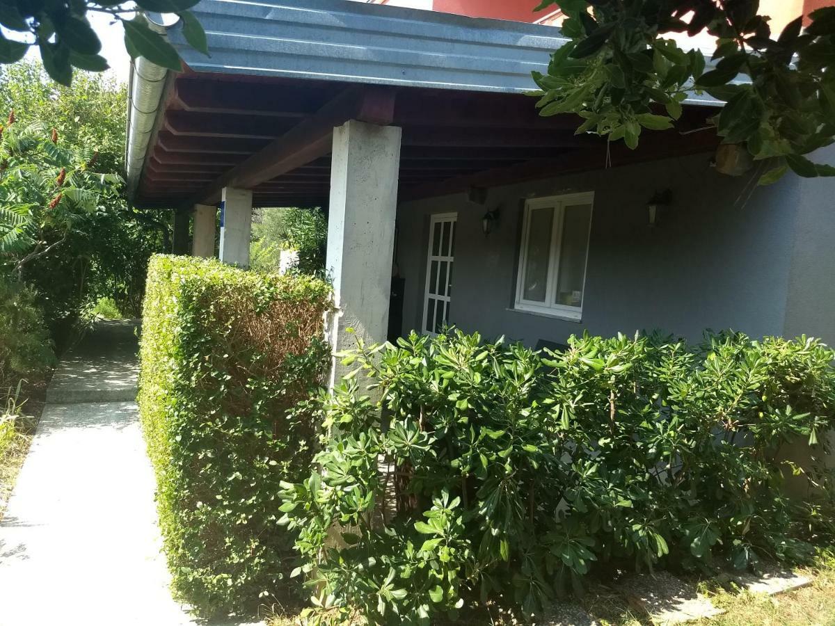 Apartman Tariba 苏佩塔斯卡德拉加 外观 照片